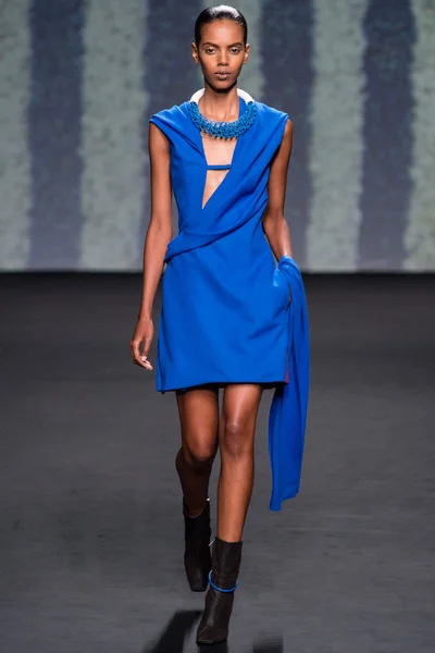Look 7